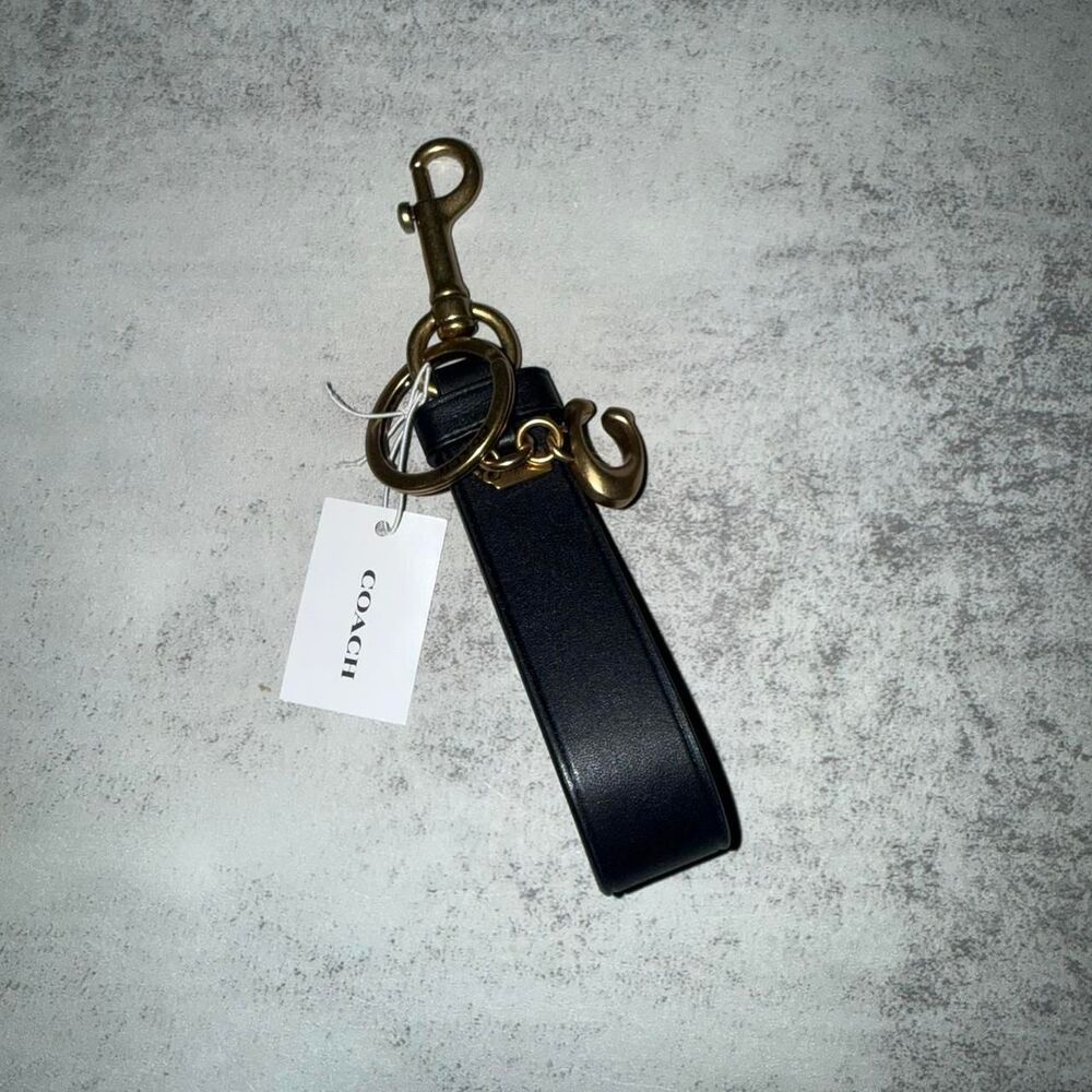 Coach black trigger snap keychain - Picture 2 of 5